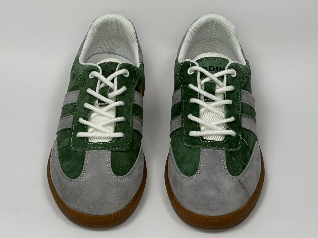 Sneakersy na gumowej podeszwie