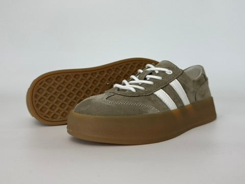 Sneakersy Retro Charm