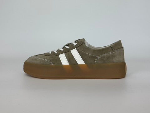 Sneakersy Retro Charm
